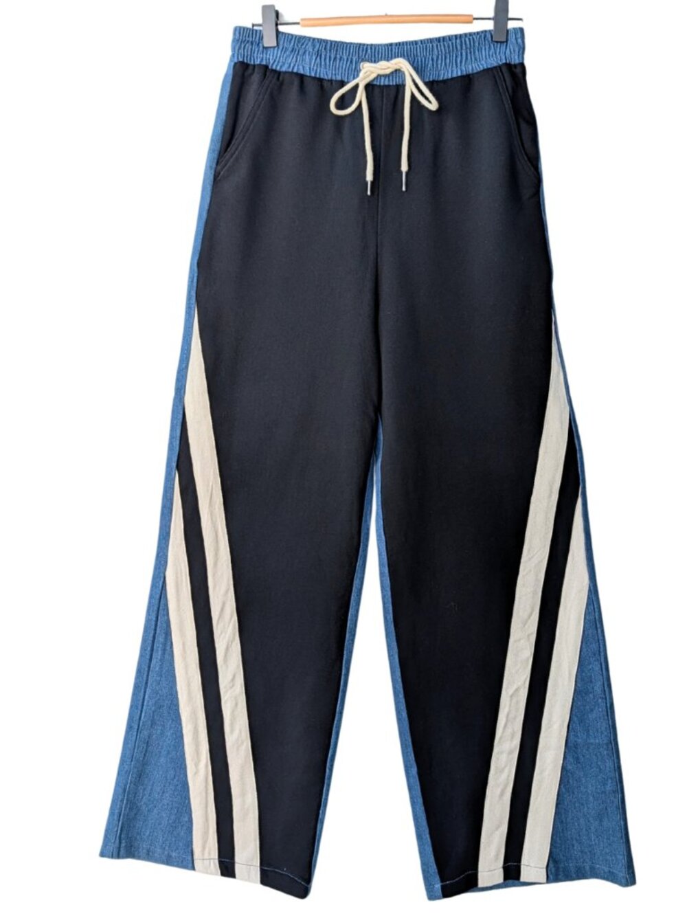 Very J Denim-Look Contrast Stripe Wide Leg Drawstring Pants Small NWT Black Blue